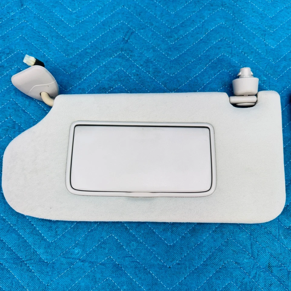 Juego de parasoles izquierdo y derecho Infiniti M56 M37 Q70 2011-2019 OEM 127 K Foto 2 de 4