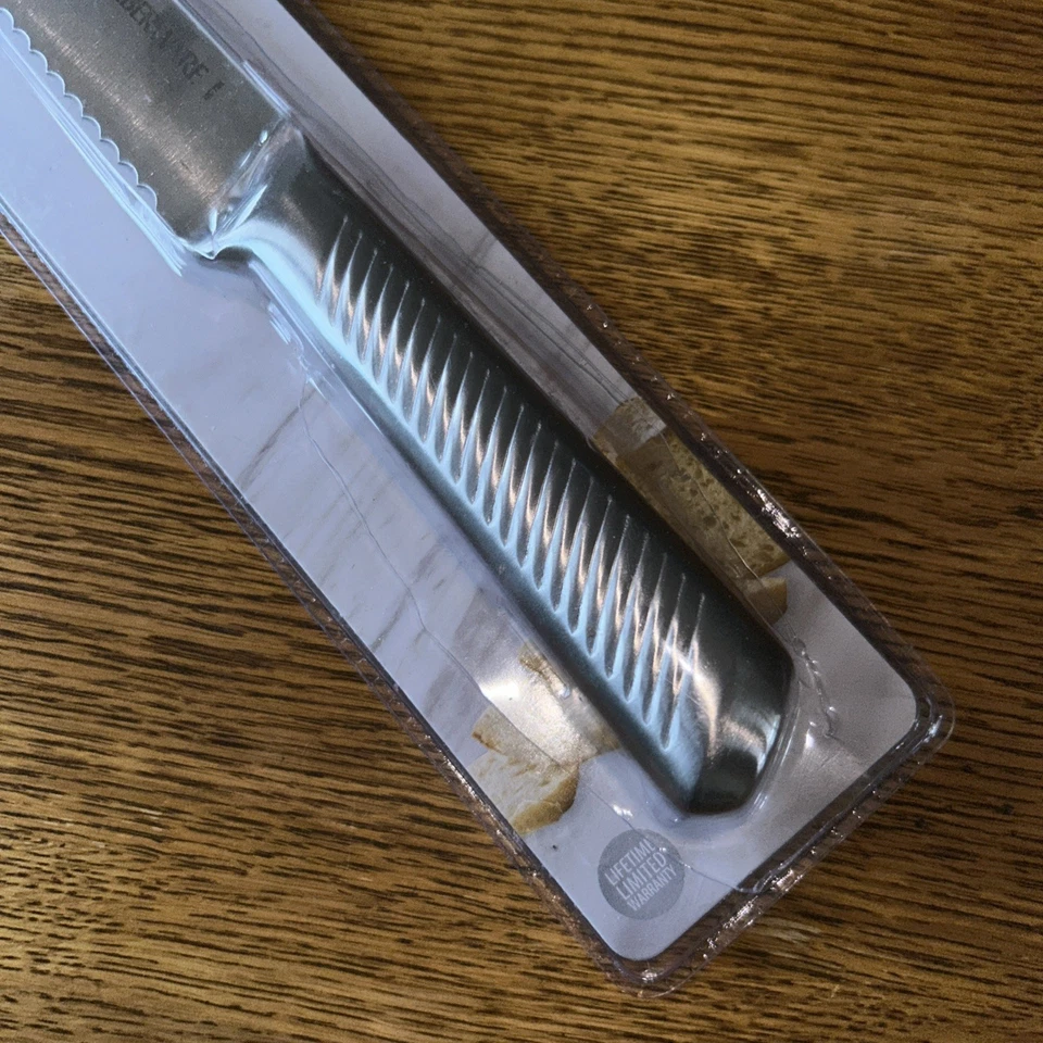 CUCHILLO PAN FARBERWARE PRO FORGE 8" Hoja y Mango Acero Inoxidable Dentado Foto 4 de 4