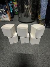 3 Enceinte Satellite BOSE LIFESTYLE avec  Supports Murale 