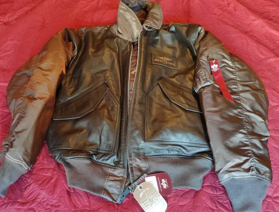 Alpha industries breitling jacket hot sale
