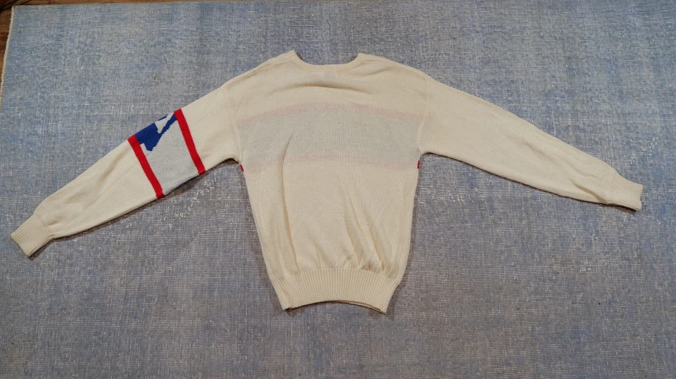 NOS vintage Cliff Engle Atlanta Braves sweater, size S, knit, 80s, FLAWS - Image 3 of 4