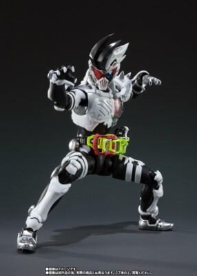 SHF仮面ライダー Genm Zombie Action Gamer X-0 Amazon.com: Bandai Tamashii Nations S.H. Figuarts Kamen Rider Genm