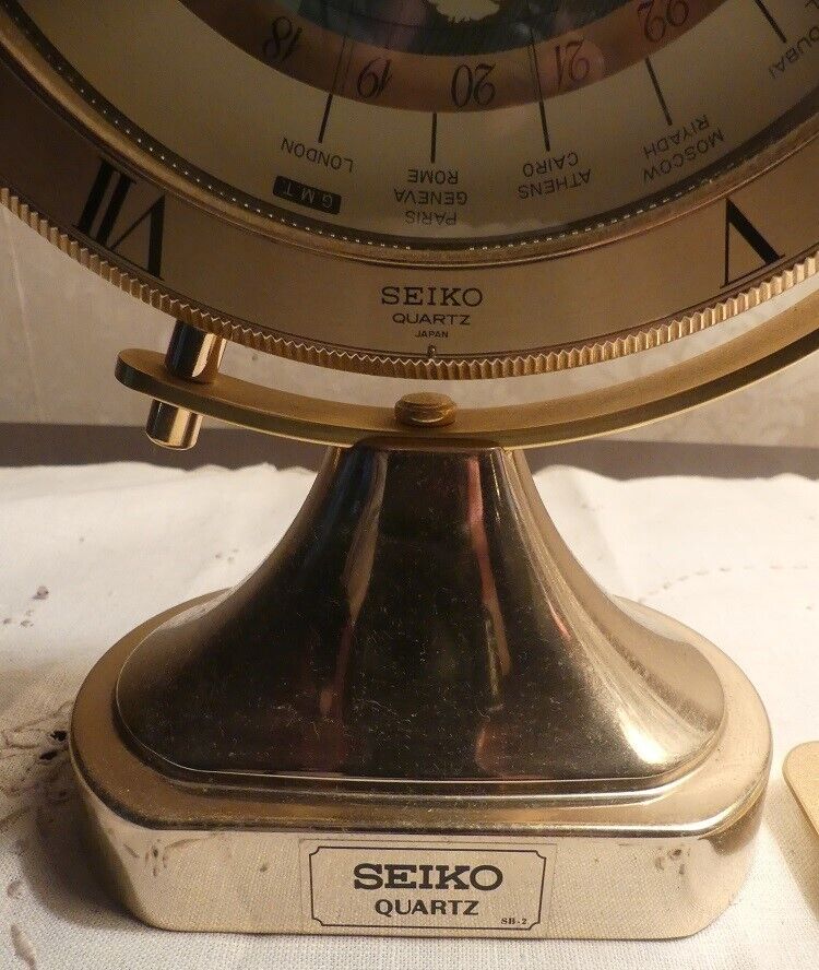 1990 Vintage Seiko Rotational World Globe Quartz Clock 1990 Vintage Seiko Rotational World Globe Quartz Clock
