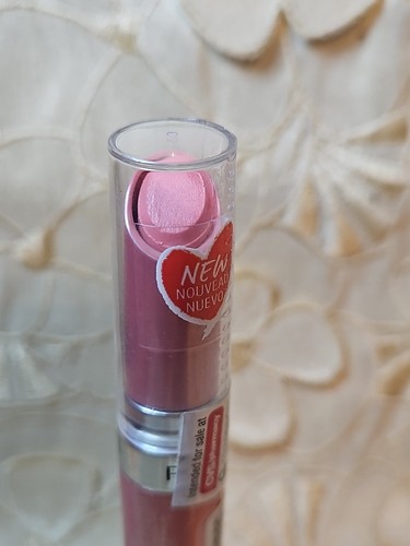 Revlon-Ultra HD-Lipstick- #720 HD PINK CLOUD-GREAT SHADE! 0.06 OZ.-NEW/SEALED! - Picture 2 of 5