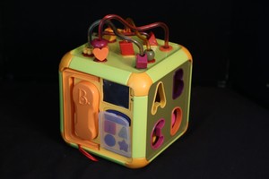 b toys activity cube