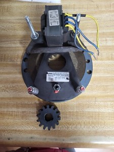 BUDGIT HOIST BRAKE # 105404102BQ  & NEW DRIVE HUB - 6 LB - FT TORQUE COLUMBUS MC