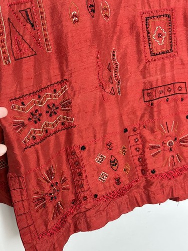 CHICO'S DESIGN RED 100% Silk India Embroidered Beaded Button Jacket Sz 2 Large - Picture 7 of 7