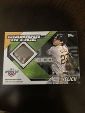2021 Topps Opening Day Diamond Relics Christian Yelich #DR-CY Baseball Card Dirt