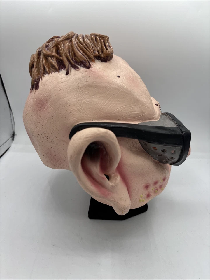 MASCARILLA HALLOWEEN DISFRAZ CIENTÍFICO VIEJO INC 2001 GAFAS DE MIEDO MITAD LÁTEX Foto 4 de 4