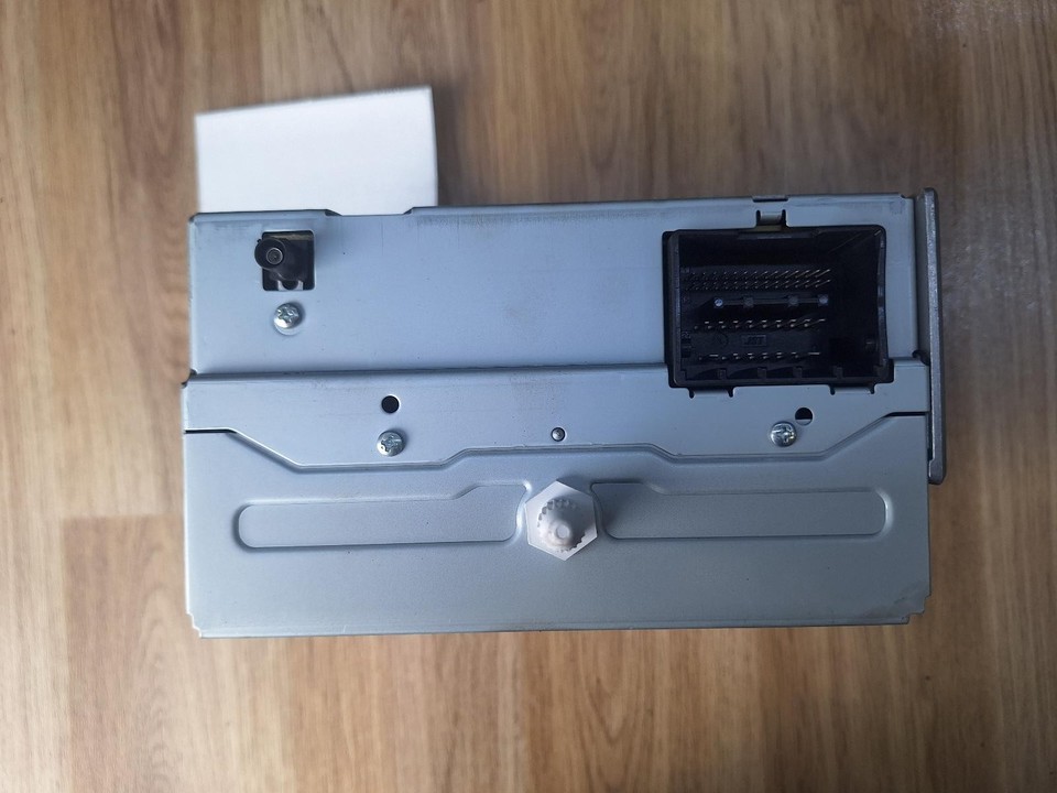 Single Home Unit HOLDEN CRUZE FACTORY SINGLE STACK CD PLAYER HEAD UNIT, JH, 03/11-01/17 ...