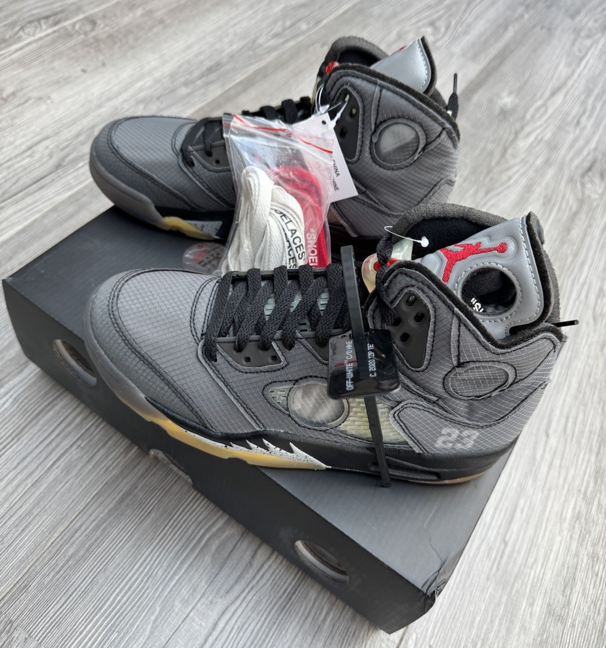 Nike Air Jordan 5 Retro Off-White Mid Muslin Size 6UK Brand New Unworn Rare image 3