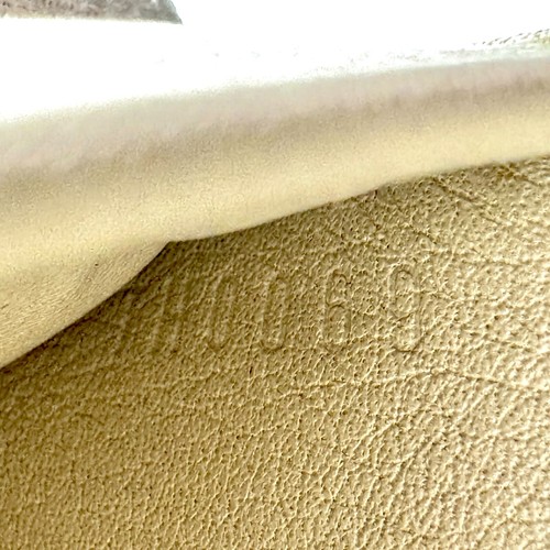 LOUIS VUITTON Mahina Portefeuille Amelia Long Wallet Ivory Leather Auth LV #A301 - Picture 10 of 24