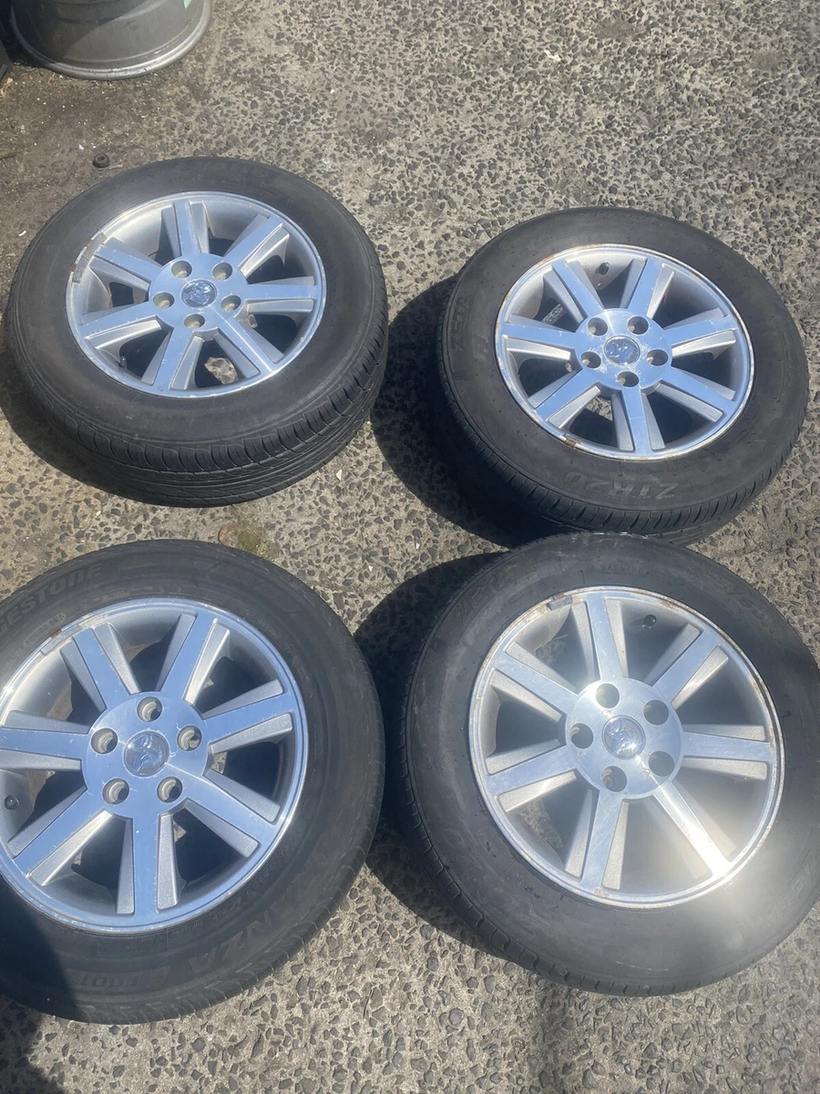 Vz commodore mag wheels deals