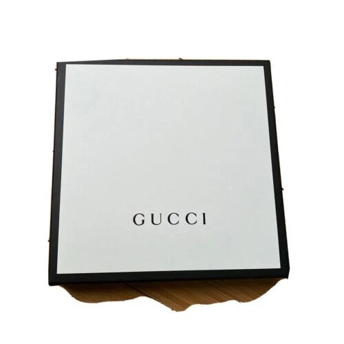 Preços baixos em Caixas de Presente Gucci | eBay