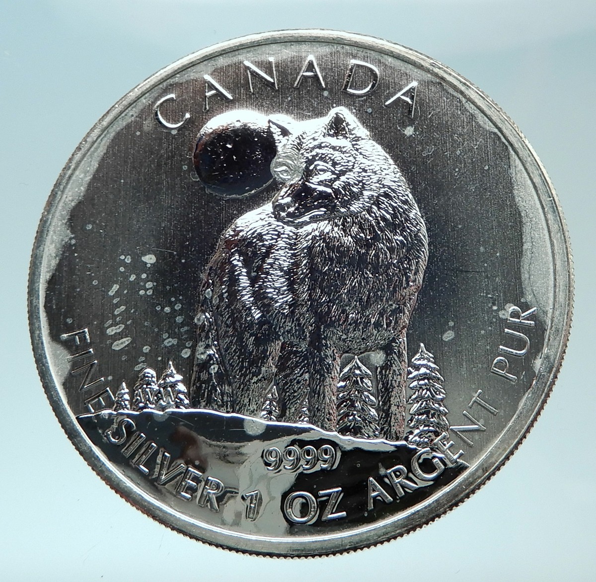 2011 CANADA UK Queen Elizabeth II Wolf & Moon 1 OZ Genuine Silver
