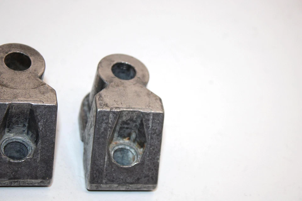 98 Polaris Xlt Sp Oem Idler Wheel SuspensionMount Bracket Set Of 3 5630399 Q5033 - Image 4 of 4