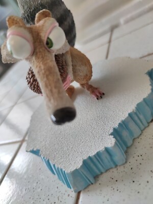 Figurine Scrat - Collection ATTAKUS - 2nde édition - Collection