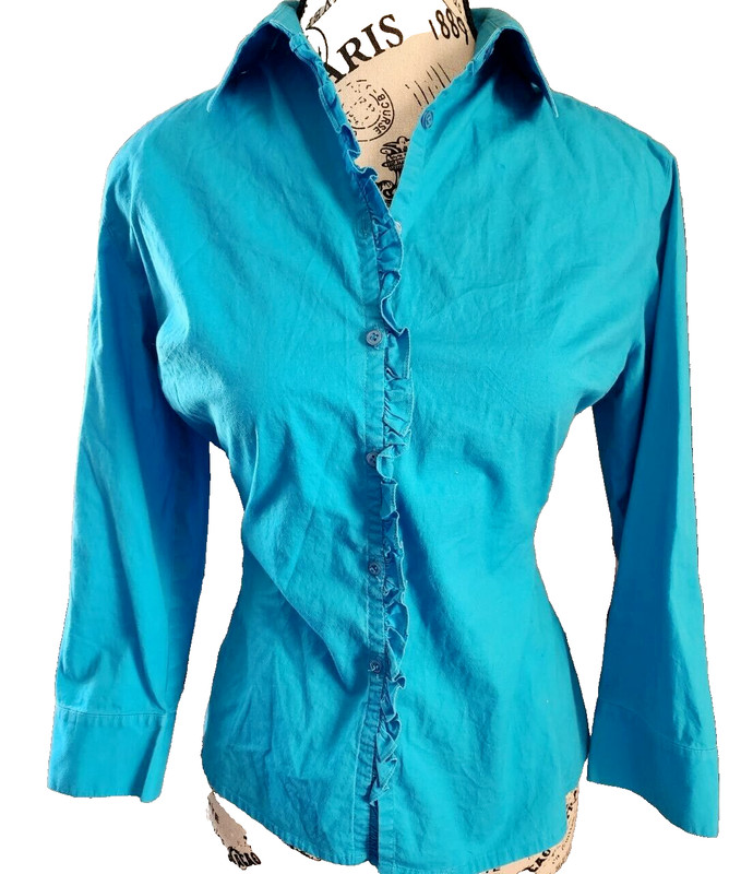 TRANSITIONS blue button down shirt blouse- size 6