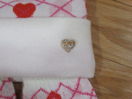Juicy Couture Womens Hearts Beanie Hat Gloves Set - Picture 3 of 4
