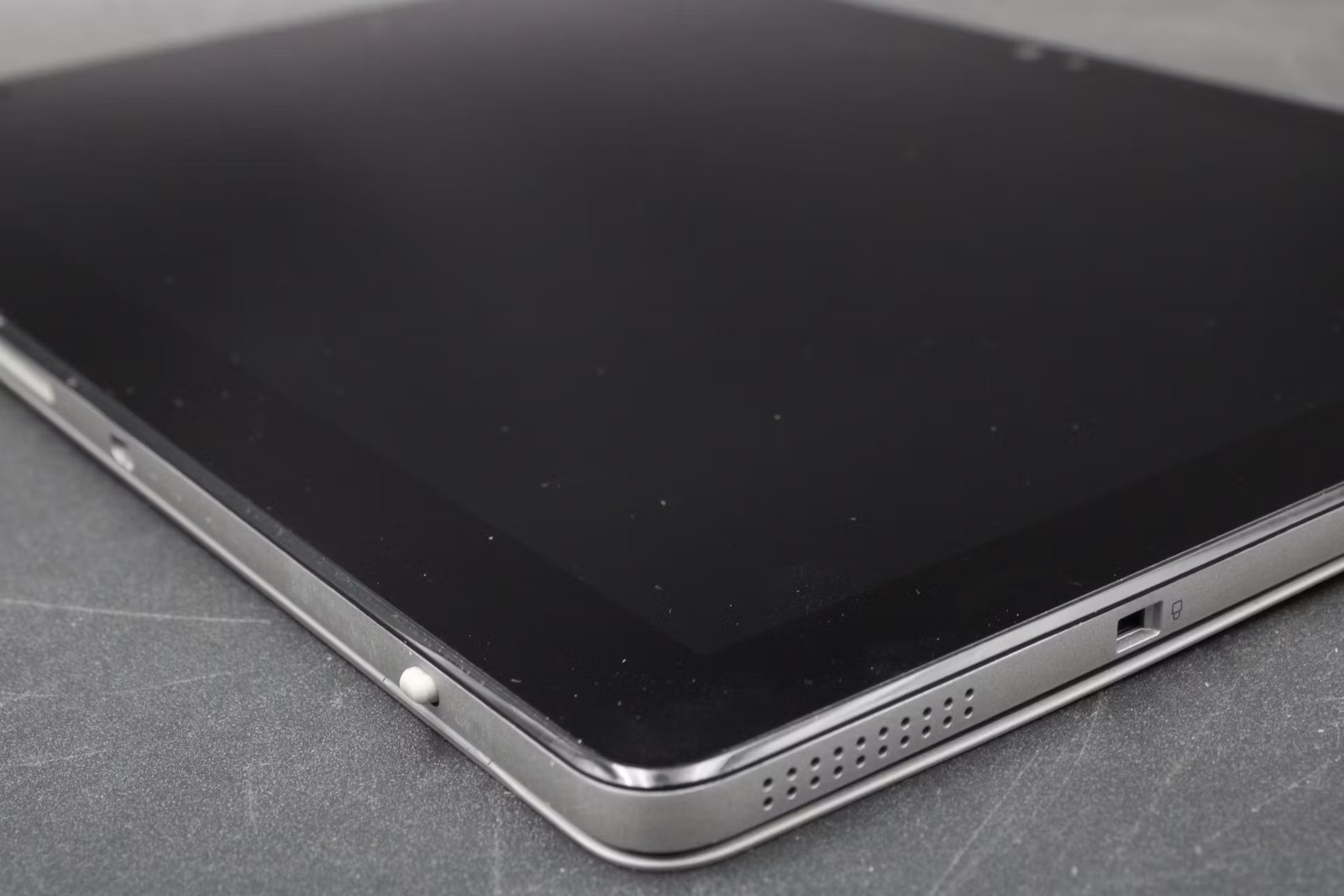 Dell Inc. Latitude 7210 2-in-1, 12.3-Inch Laptop, with Intel(R) Core(TM) i5-10310U CPU @ 1.70GHz, Windows 11 Pro