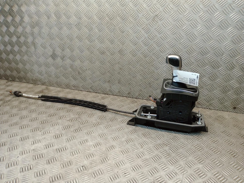 VOLKSWAGEN SCIROCCO GEAR SHIFTER AUTOMATIC 5K2713203E MK3 FL 2014 - 2017 - Image 3 of 4