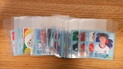 Panini WM 2026 Sticker   Choose from List / Wähle aus Liste   Players & Badges