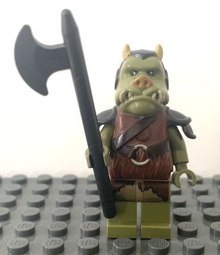 LEGO Star Wars~ Gamorrean Guard Minifigure w/Axe #SW0405
