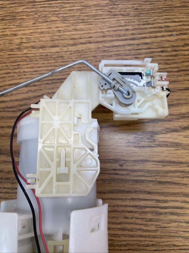 HONDA CBR600RR 2007-2022 FUEL PUMP PART # 16700-MFJ-D03 - Image 2 of 4