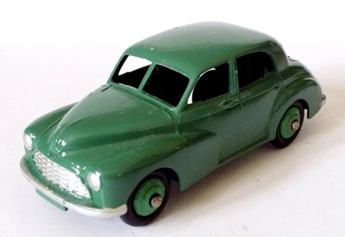 Dinky Toys No.40g/159 Morris Oxford Saloon Car (1950-58) Restored Green.