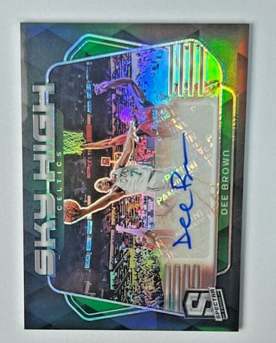 2023-24 Panini Spectra - Sky High Signatures #SKY-DEE Dee Brown /99 (AU)