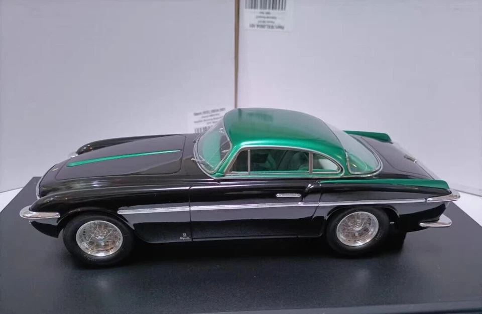 Matrix 1/18 Ferrari Inter Vignale 1953 Black Paint issues - Image 2 of 4