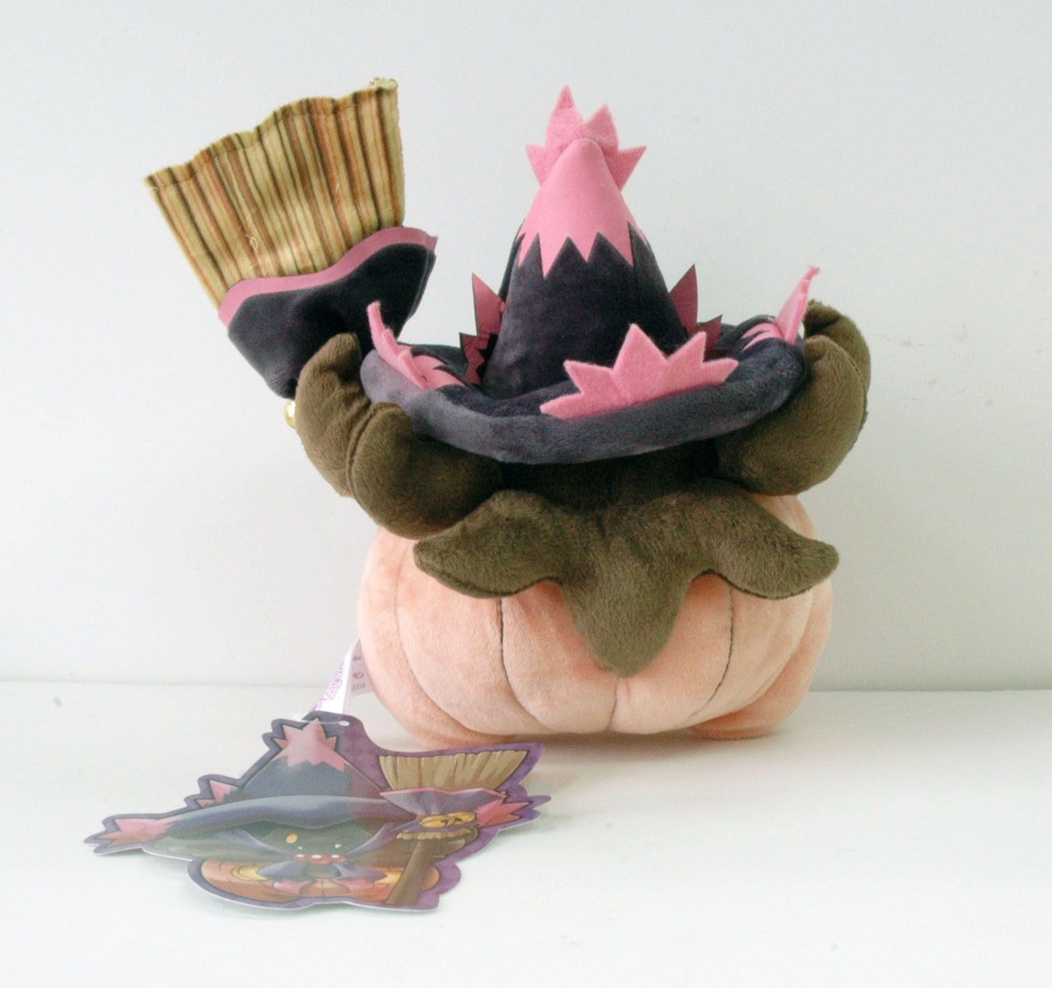 Pumpkaboo Pokémon Center Japan Plush NWTs