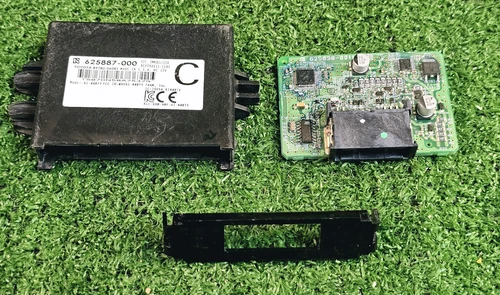 Toyota Camry 2015-2017 Immobilizer ECU 89780-06041 control module Oem Used - Picture 4 of 9