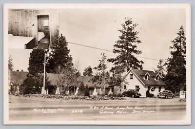 Gateway Motel Bend Oregon Interior View RPPC Highway 97 Unposted Old Cars