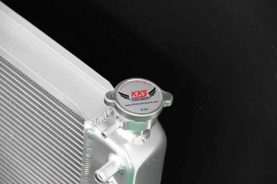 Radiador de 3 filas para Chevy C/K 1500/2500/3500 GMC Suburban 1988-1999 5,0 L 5,7 L V8 Foto 2 de 4