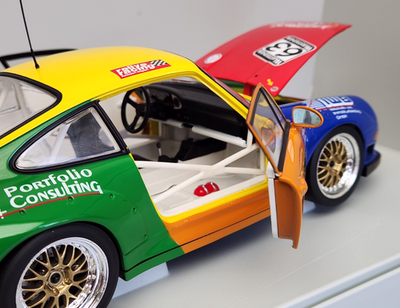 未使用品！UT Models 1/18 Porsche 911 GT2 イエロー UT Models Porsche 911 GT2 Warsteiner 1998 IMSA Muller Trunk 1/18