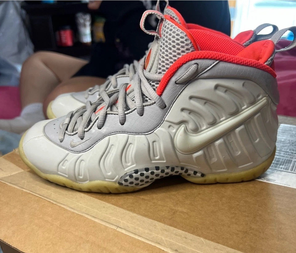 Nike Foamposite Pure Platinum Sneakers Size 6 Youth = woman’s 8 - Image 3 of 4