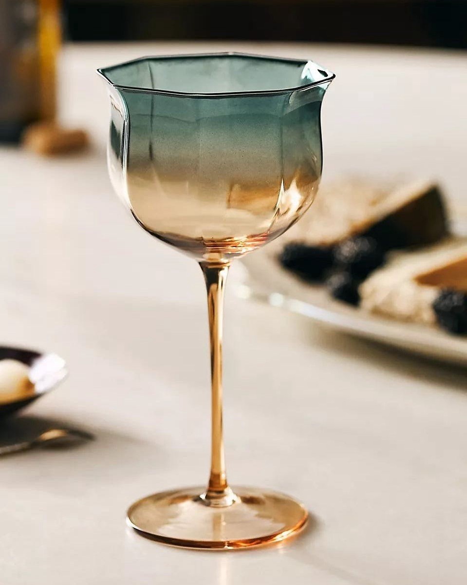New The Met X Anthropologie Wine Glasses Set Of 2 - Sold Out Hard To Find