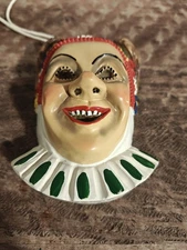 Fasnet sauglau Mask On A String