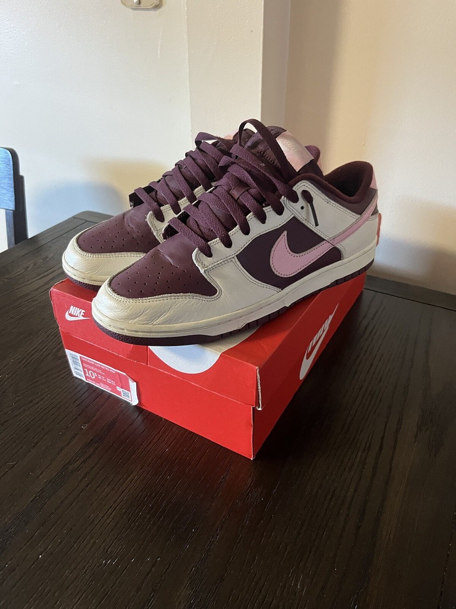 Size 10.5 - Nike Dunk Low Premium Valentine display picture 1