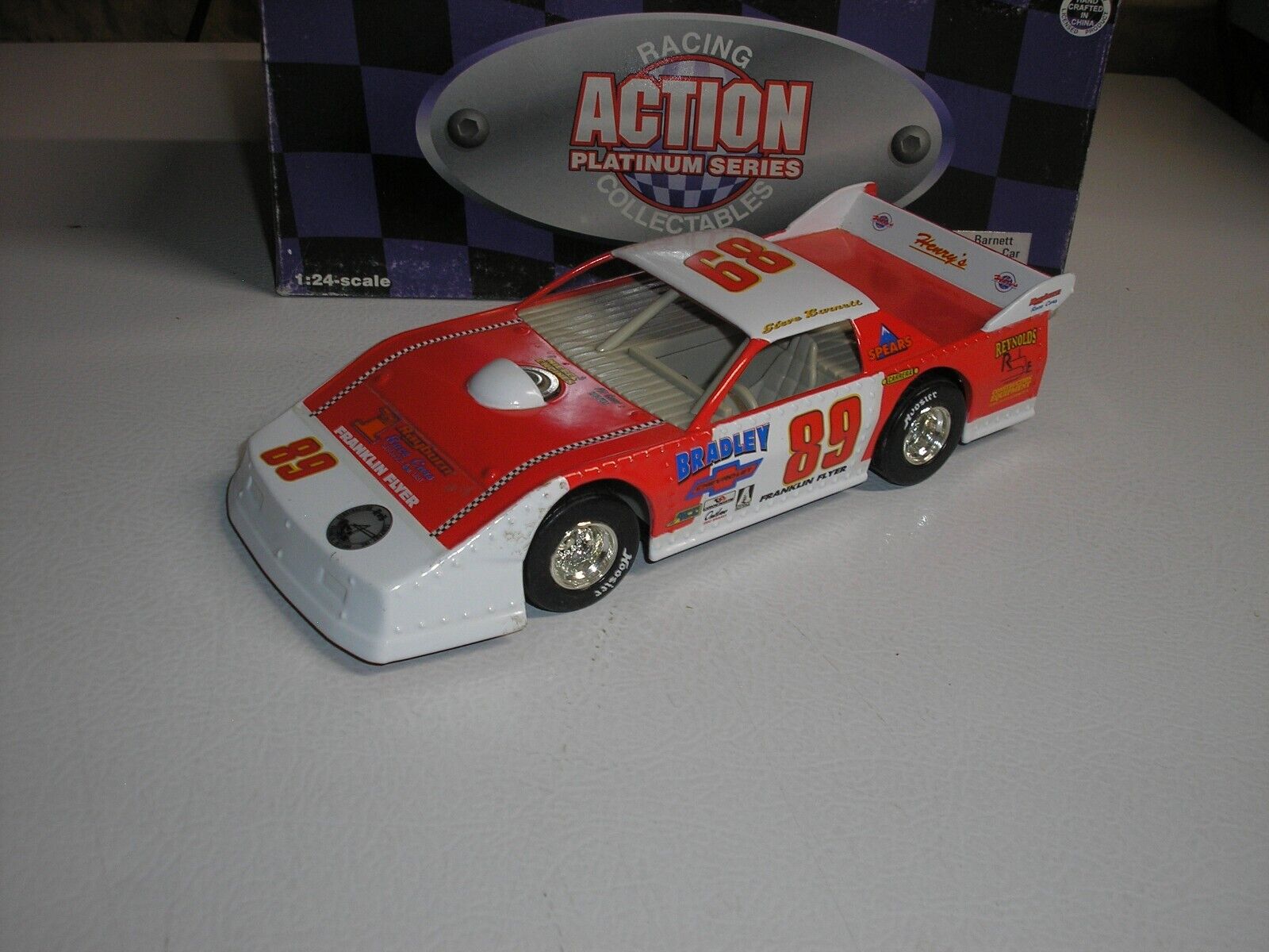 Picture 4 of 6