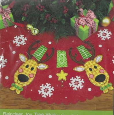 RAINDOW JOY TREE SKIRT--Snowflakes--Jingle Bells--Too Cute!--Felt Applique Kit