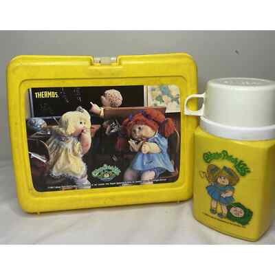 Vintage 1985 Cabbage Patch Kid doll Plastic lunch box with Thermos