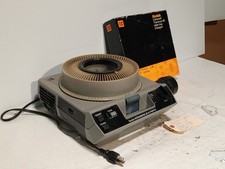 Kodak Ektagraphic III A slide projector w/ Carousel Transvue 80 tray, As shown