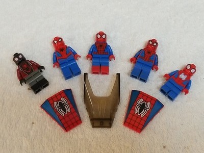 LEGO Marvel Spiderman Minifigure Lot Of 5 W/ Extra~ Miles Moral, 4 Spidey +Tiles