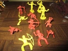 Marx Fort Dearborn / Ft Apache Stockade #3609 45mm Indians Figures Vtg 1950s