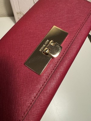 Michael Kors Callie Cherry Leather Carryall Wallet  display picture 1