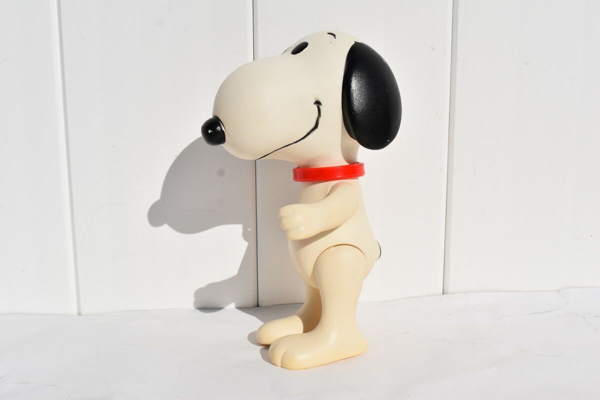 VINTAGE 1958 SNOOPY UNITED FEATURE SYNDICATE ORIGINAL VINTAGE 1958 SNOOPY UNITED FEATURE SYNDICATE ORIGINAL