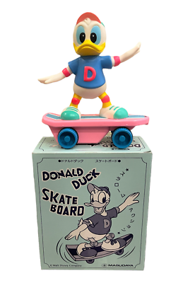 Masudaya Disney 1989 Vintage Wind Up Donald Duck on Skateboard