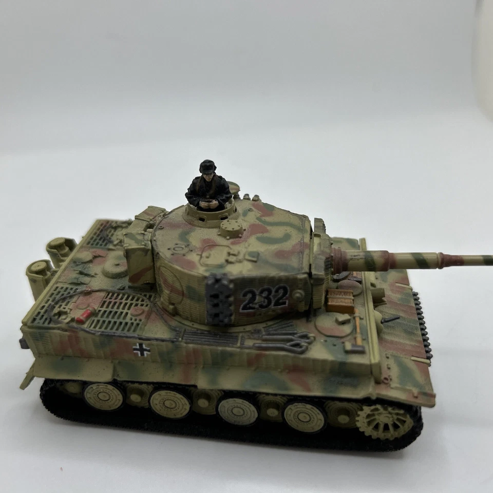 95004 Unimax Sd.Kfz.181 Tiger 1/72 Model German Army - Image 2 of 4